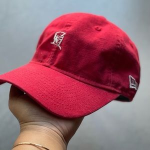 FITTED HAWAII Red Kamehameha Dad Hat